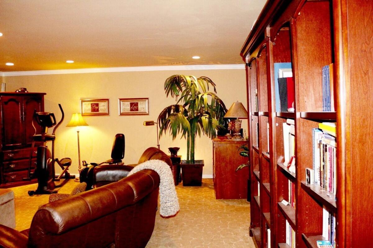 Shared Home Inglewood Luaran gambar